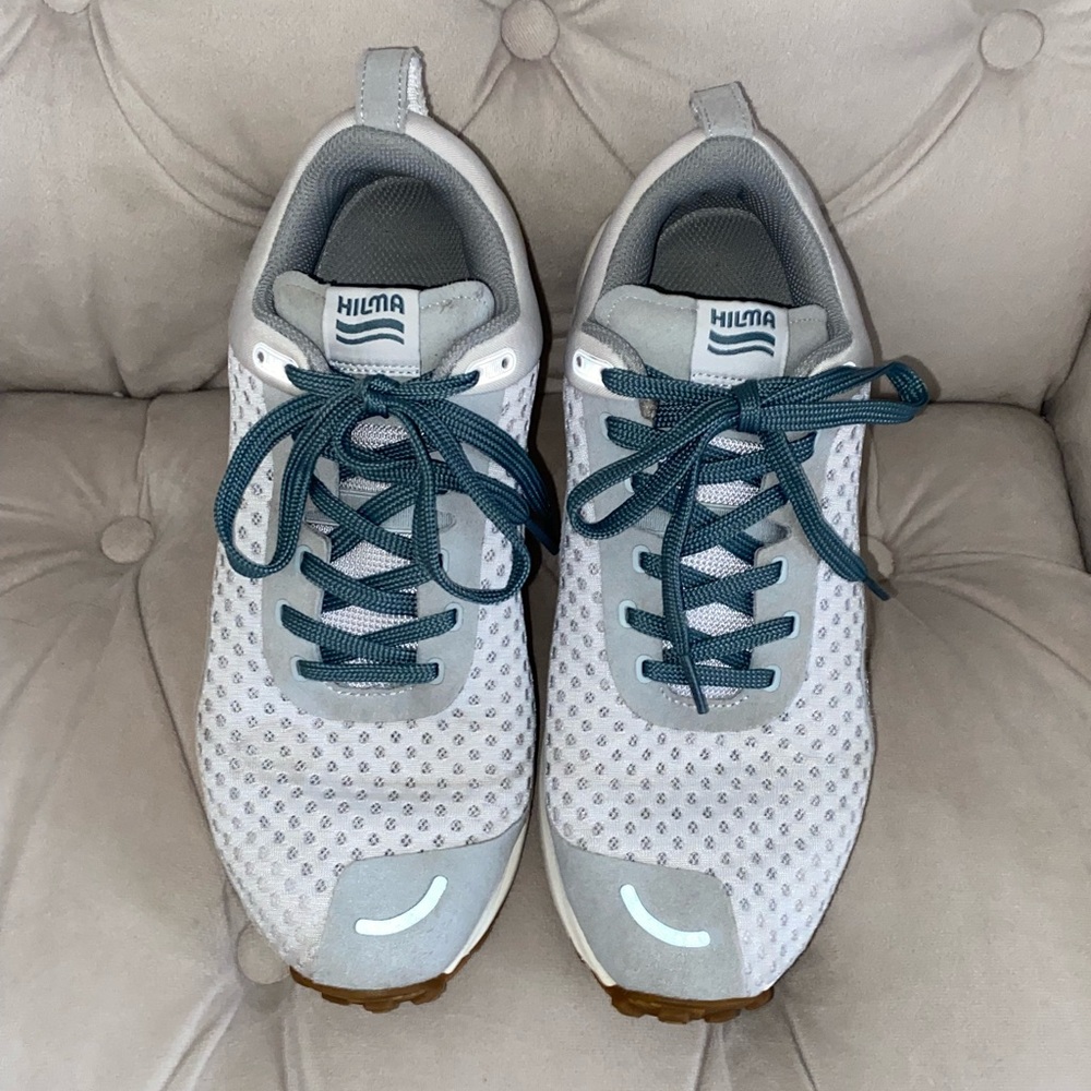 Hilma Everywhere Hybrid Running Shoes - Size 9